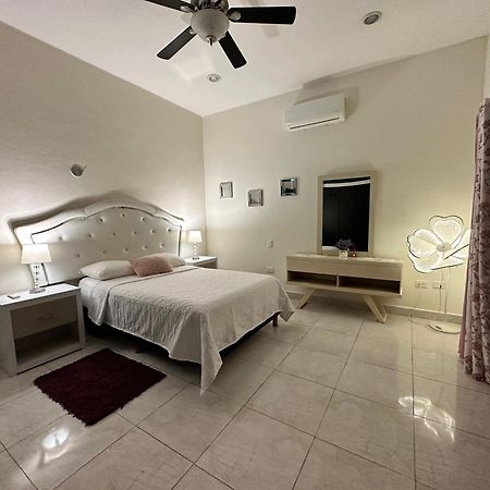 Casa Sasha'S Mini Palace Cancun Ngoại thất bức ảnh