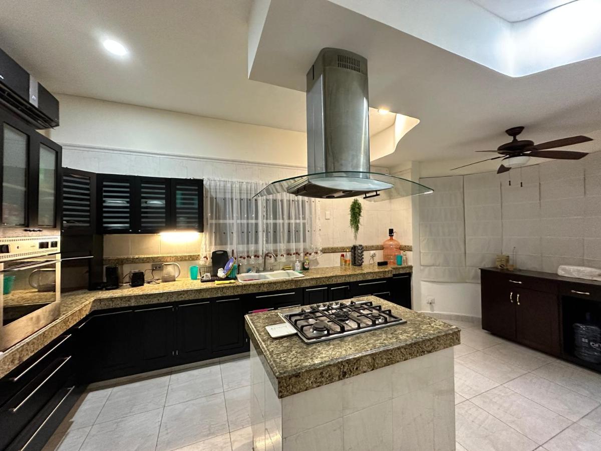 Casa Sasha'S Mini Palace Cancun Ngoại thất bức ảnh